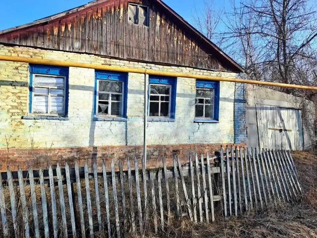 Дом в Белгородская область, Валуйский муниципальный округ, с. Лучка ... - Фото 0