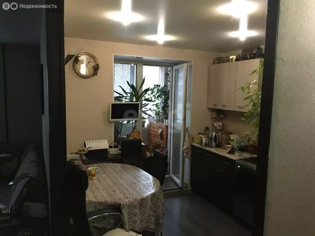 2-комнатная квартира: Череповец, улица Краснодонцев, 26А (41.6 м) - Фото 0