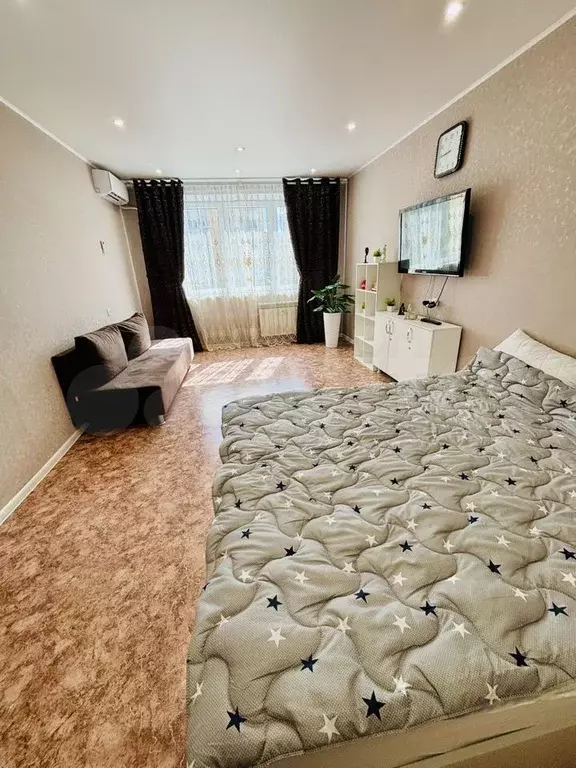 1-к. квартира, 40 м, 5/10 эт. - Фото 0