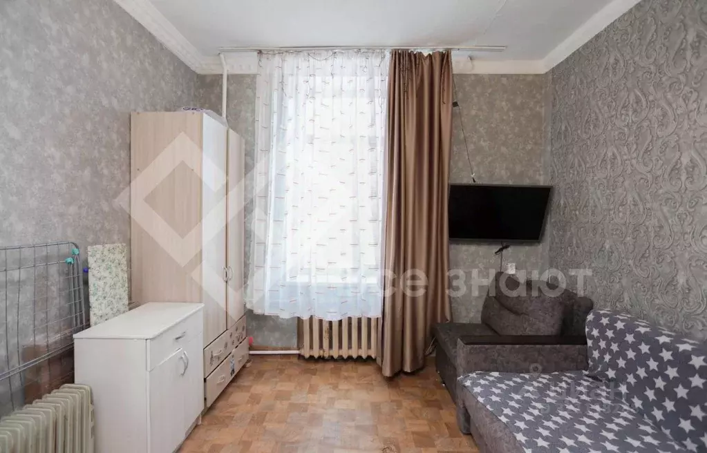 Комната Челябинская область, Челябинск ул. Дегтярева, 50 (18.3 м) - Фото 1