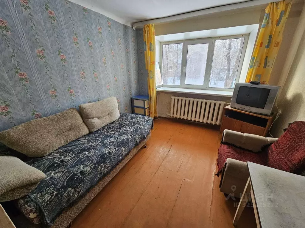 Комната Омская область, Омск ул. Петра Ильичева, 2 (14.0 м) - Фото 2