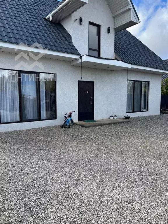 Дом в Крым, Сакский район, с. Ромашкино  (230 м) - Фото 1