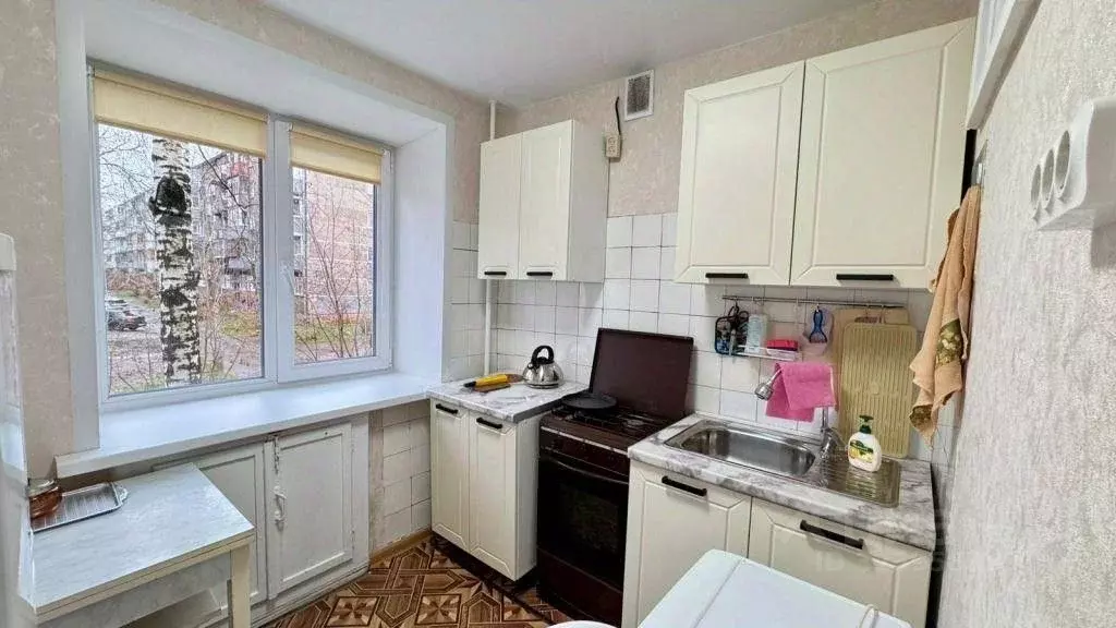 2-к кв. Вологодская область, Череповец ул. Максима Горького, 69 (41.8 ... - Фото 1