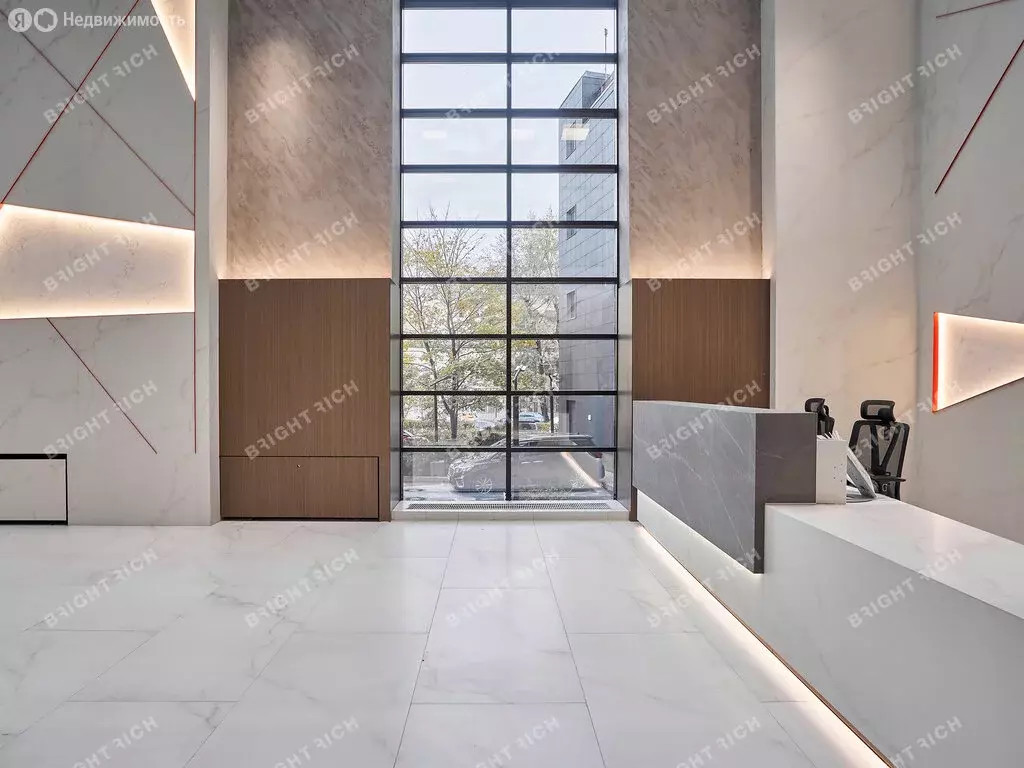 Офис (686 м) - Фото 1