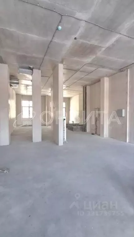 Помещение свободного назначения в Тюменская область, Тюмень ул. ... - Фото 1