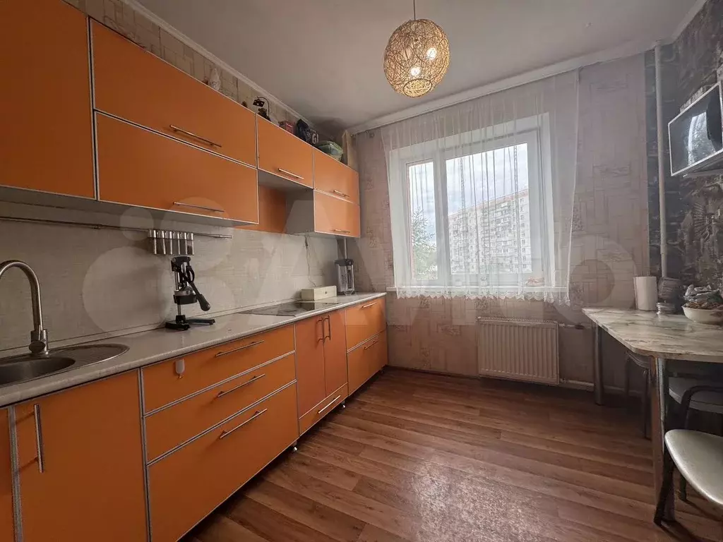 2-к. квартира, 65 м, 2/10 эт. - Фото 0