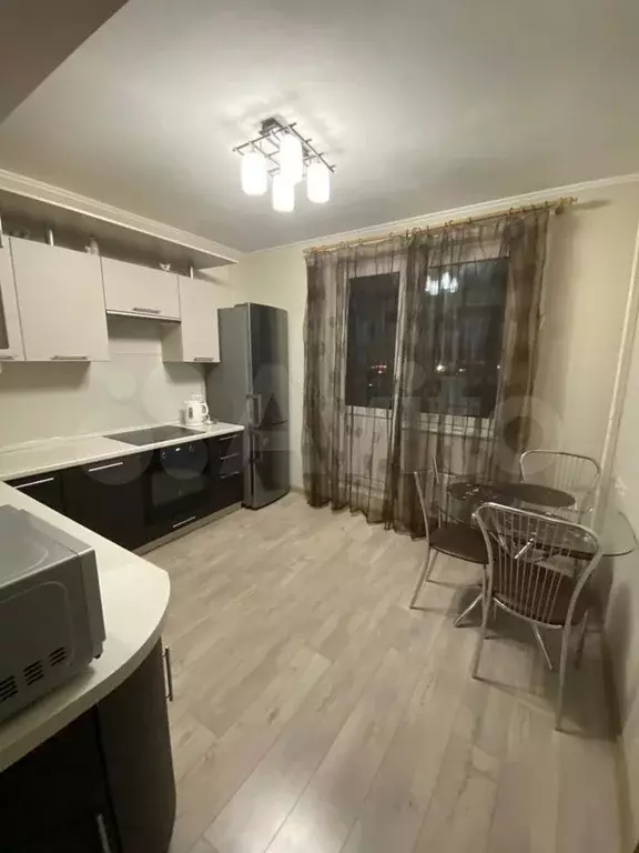 1-к. квартира, 45 м, 9/25 эт. - Фото 0