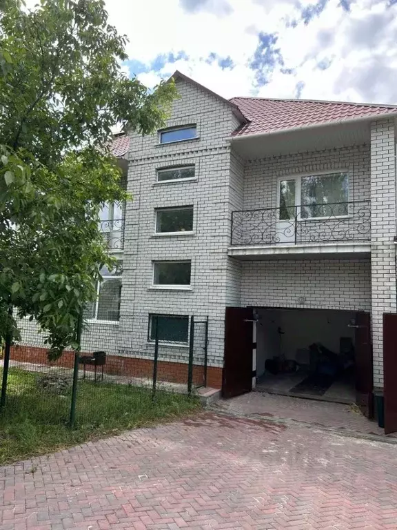 Коттедж в Белгородская область, Белгород пер. 3-й Тенистый (350 м) - Фото 0