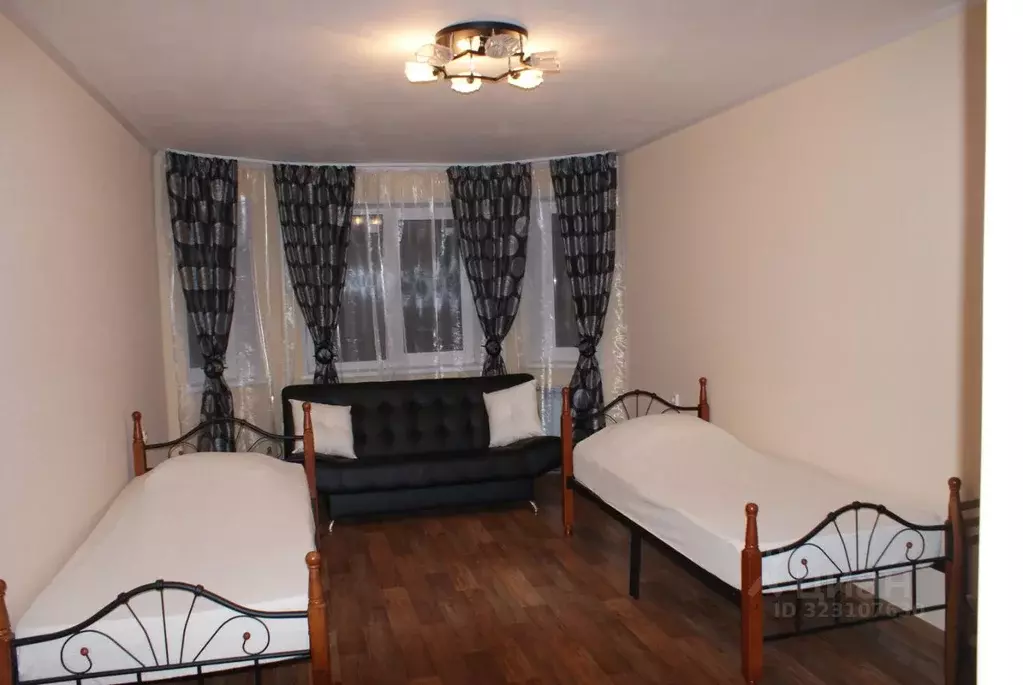 2-к кв. Ярославская область, Ярославль ул. Ньютона, 33к2 (75.0 м) - Фото 0