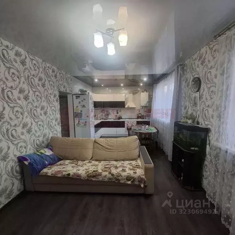 Дом в Астраханская область, Астрахань с. Новолесное, ул. Бухарестская, ... - Фото 2