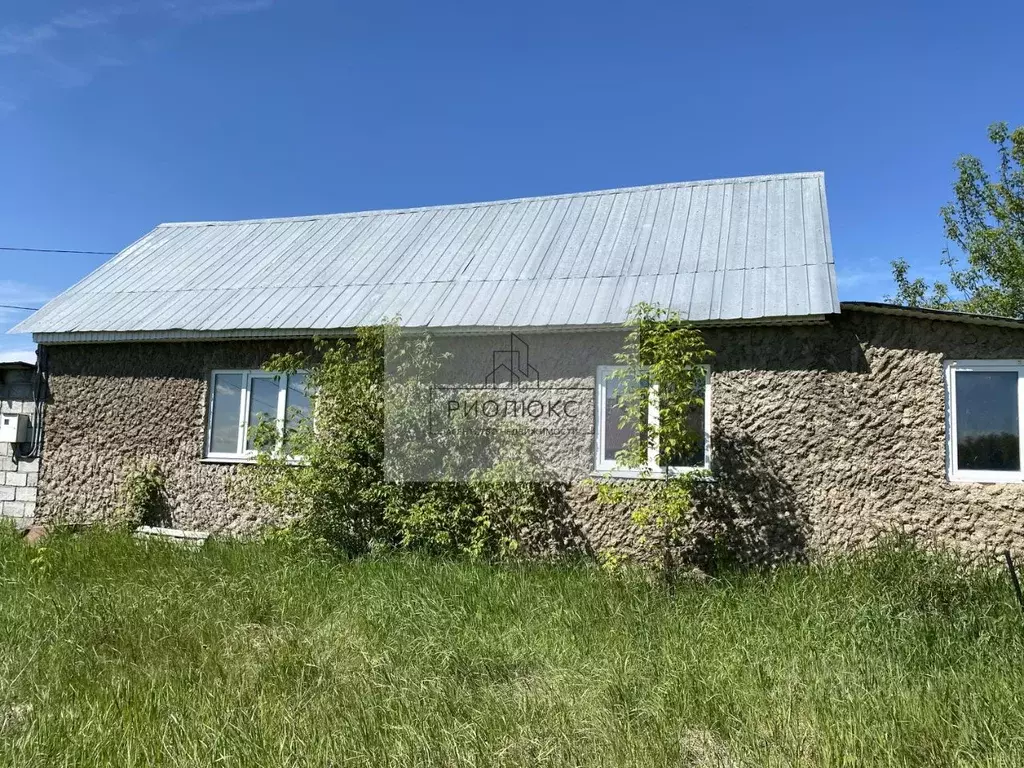 Дом в Башкортостан, Абзелиловский район, Краснобашкирский сельсовет, ... - Фото 0