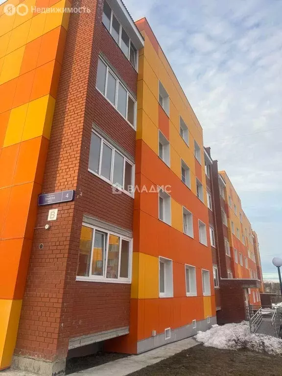 2-комнатная квартира: Сыктывкар, улица Панева, 4 (50 м) - Фото 1