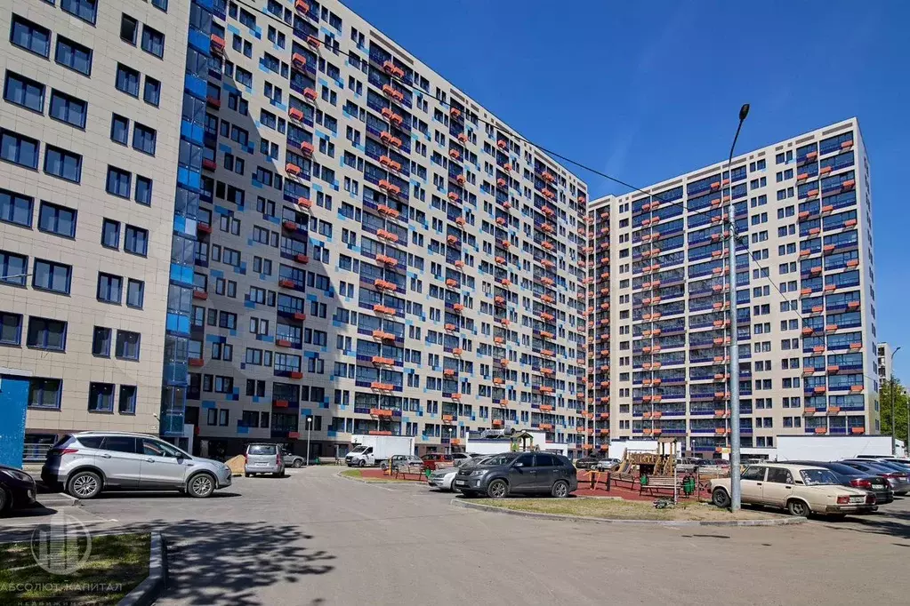 3-к. квартира, 83 м, 7/17 эт. - Фото 1