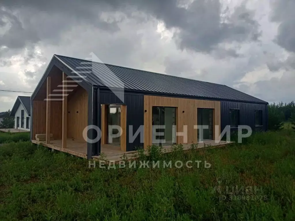 Дом в Свердловская область, Белоярский муниципальный округ, пос. ... - Фото 0