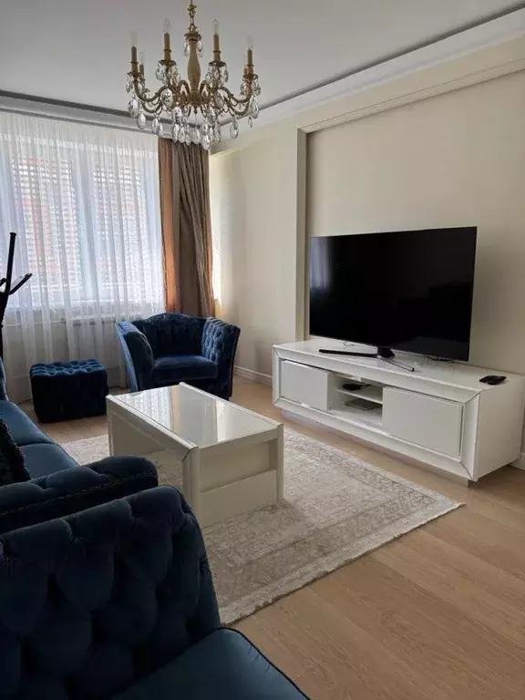 Продается 2-комнатная квартира - Фото 1