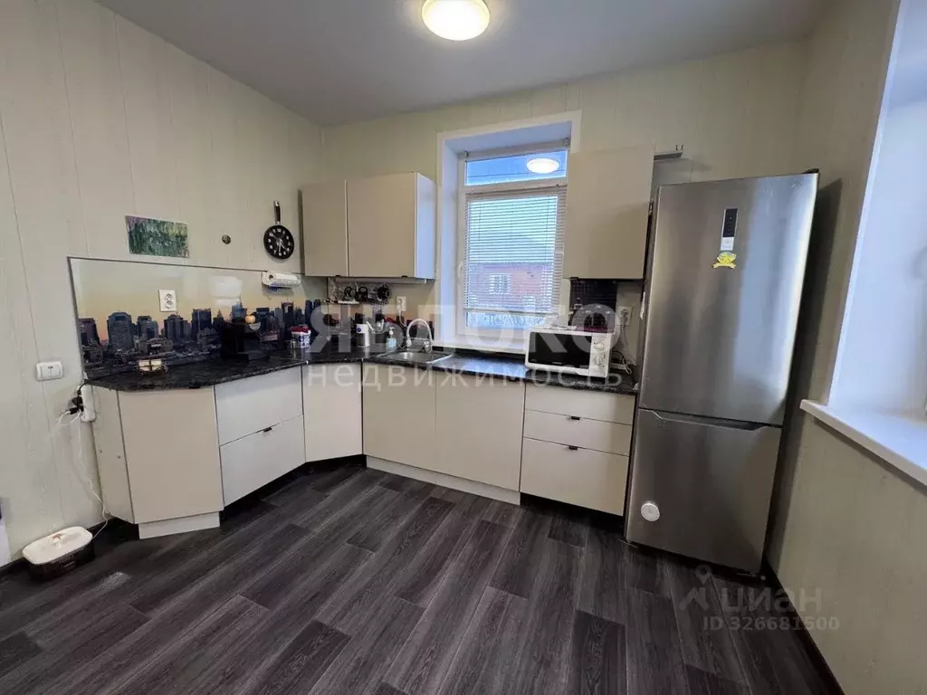 Дом в Пермский край, Усолье Усольский район, ул. Воронихина, 143 (145 ... - Фото 0