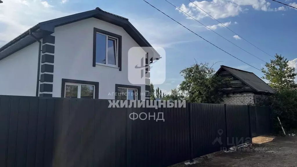 Дом в Саратовская область, Энгельсский район, Красноярское ... - Фото 2