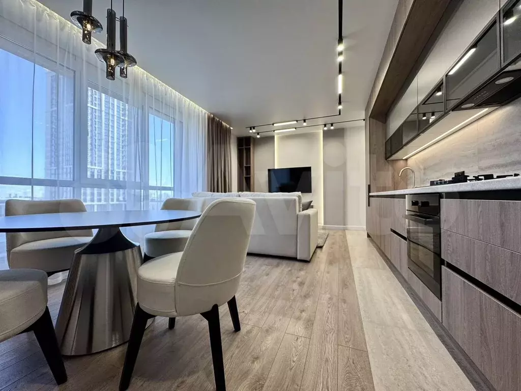 3-к. квартира, 70 м, 3/24 эт. - Фото 0