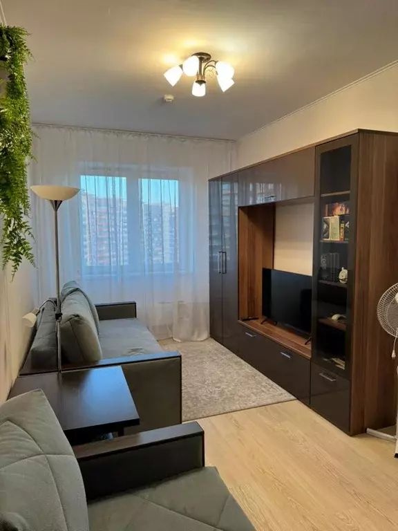 Продается 1-комнатная квартира - Фото 1