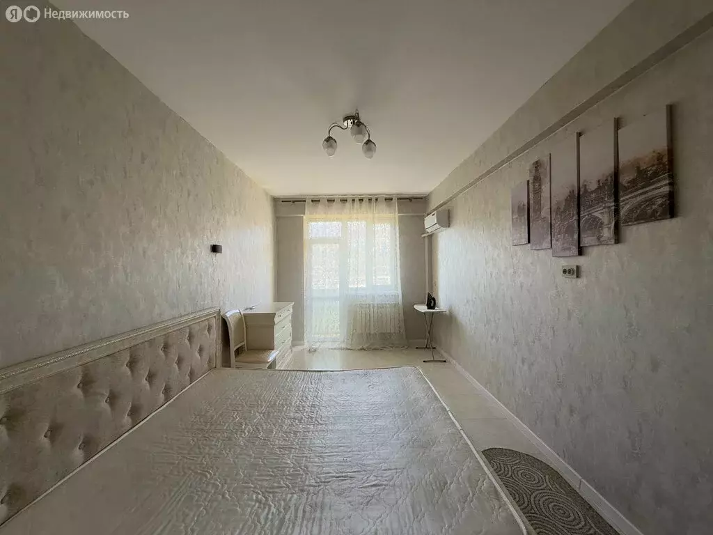 2-комнатная квартира: Дербент, улица Сальмана, 102 (79 м) - Фото 1