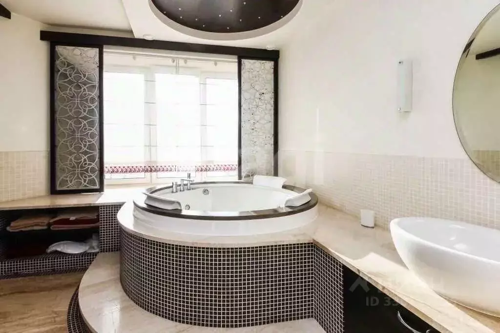 3-к кв. Тюменская область, Тюмень Советская ул., 51к2 (128.0 м) - Фото 0
