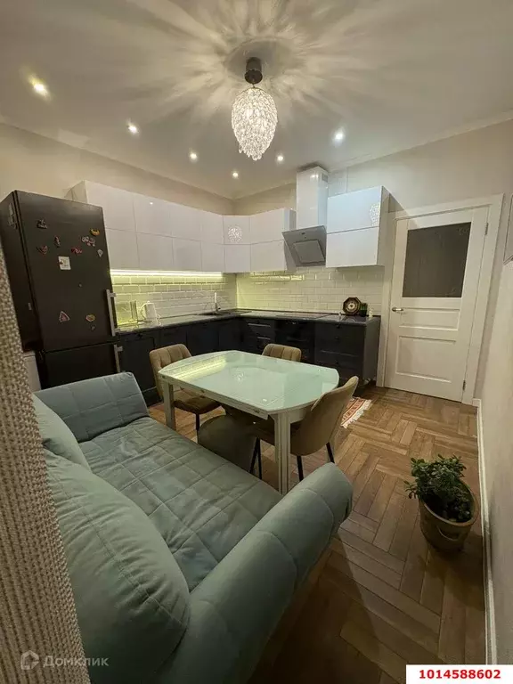 Продаётся 2-к квартира, 74.44 м - Фото 1
