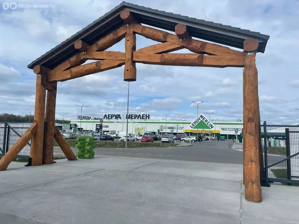 Торговая площадь (470 м) - Фото 2