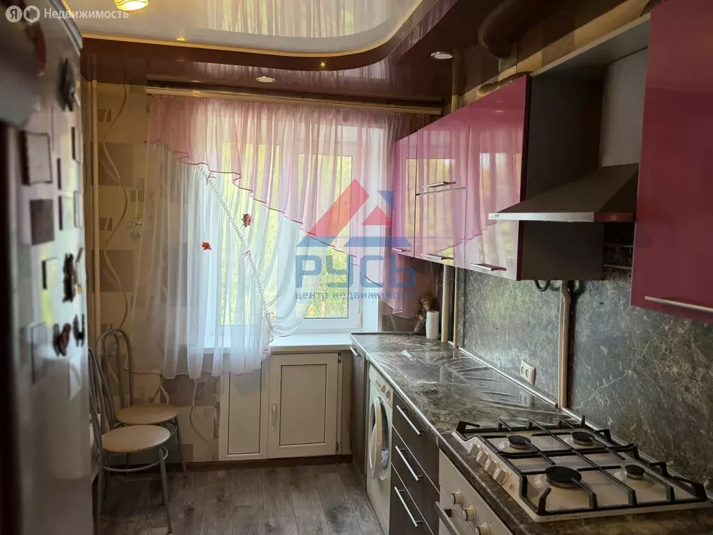 3-комнатная квартира: Коркино, улица 9 Января, 8А (57.1 м) - Фото 1