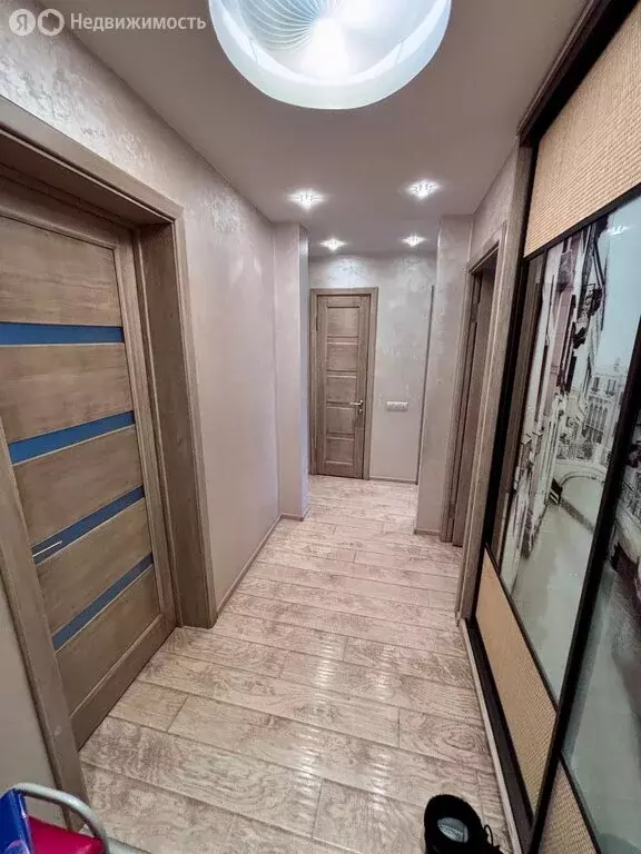 3-комнатная квартира: село Ильинское, Бригадная улица, 77 (63 м) - Фото 2