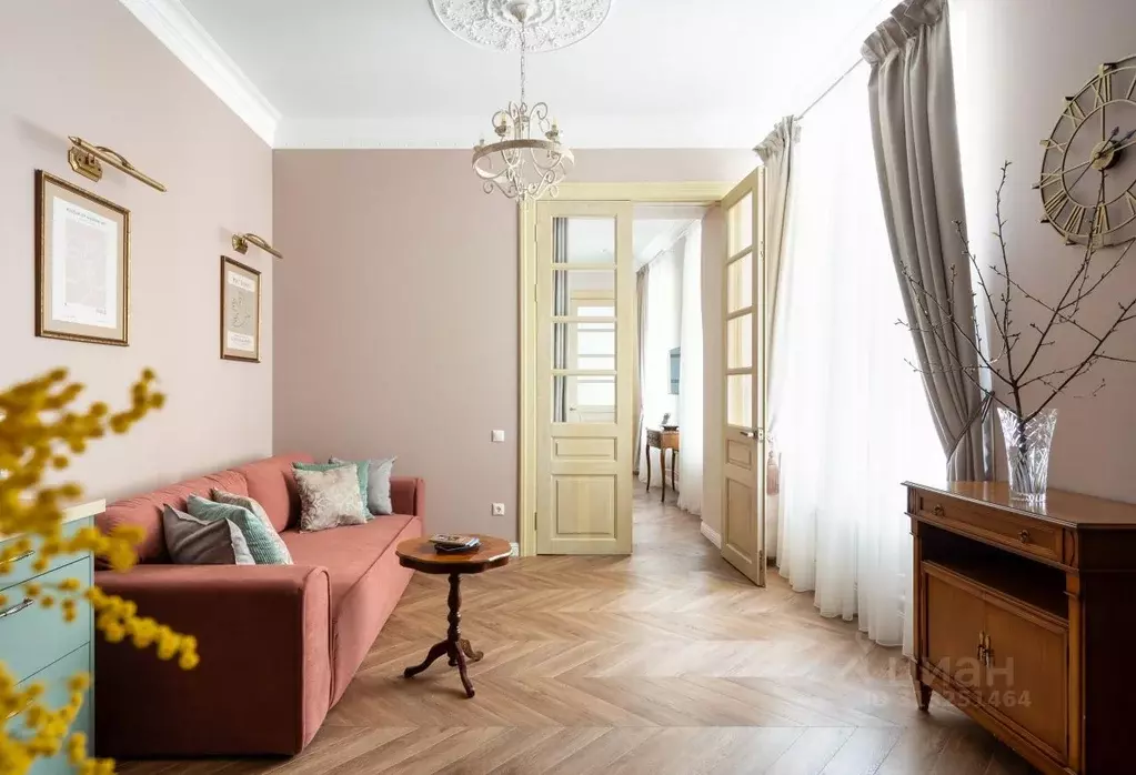2-к кв. Санкт-Петербург Дворцовая наб., 28 (48.0 м) - Фото 0