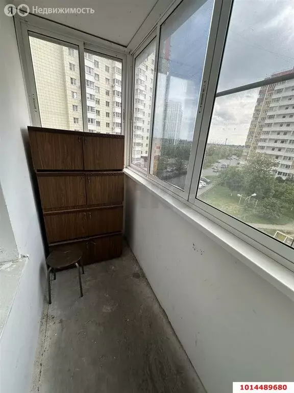 2-комнатная квартира: Краснодар, улица имени Валерия Гассия, 10 (64 м) - Фото 0
