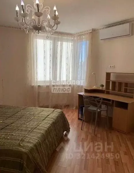 Студия Свердловская область, Екатеринбург ул. Уральская, 75 (58.0 м) - Фото 1