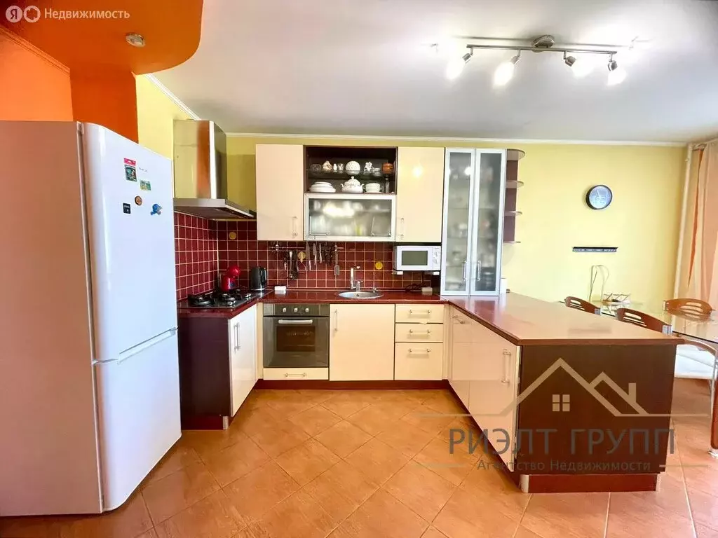 4-комнатная квартира: Казань, проспект Ямашева, 35 (95 м) - Фото 0