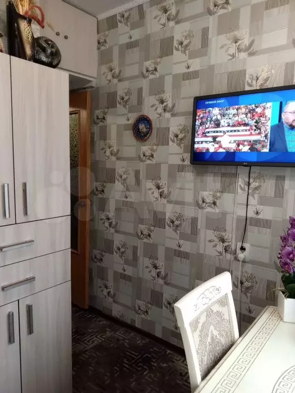 4-к. квартира, 70 м, 1/5 эт. - Фото 1