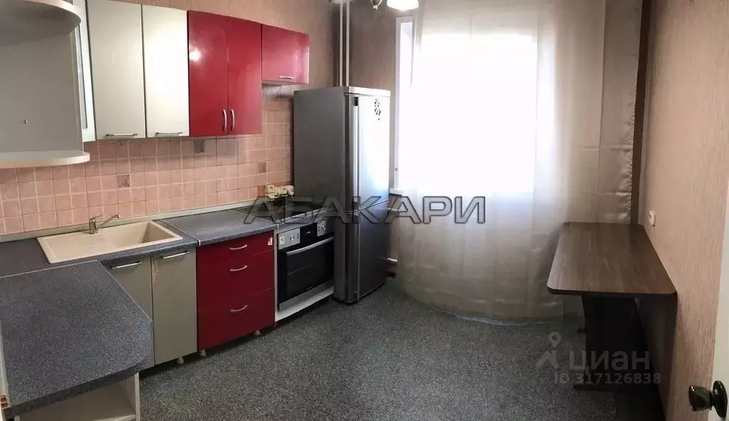 2-к кв. Красноярский край, Красноярск Взлетка мкр, ул. Батурина, 19 ... - Фото 0