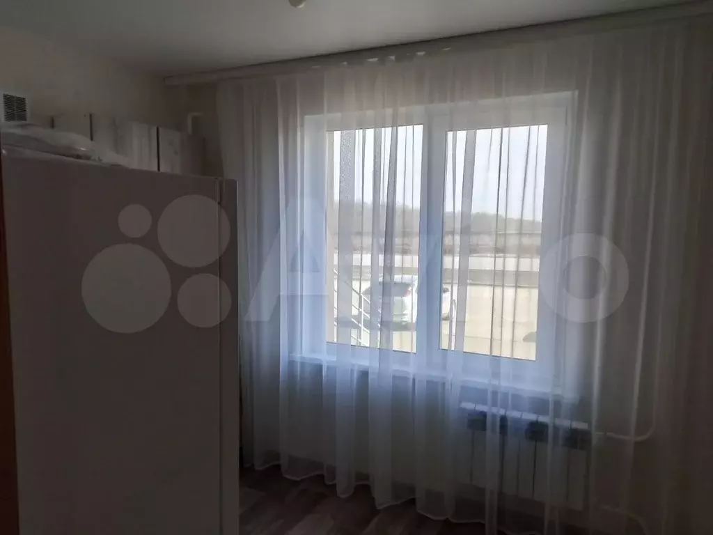 1-к. квартира, 40 м, 1/10 эт. - Фото 1