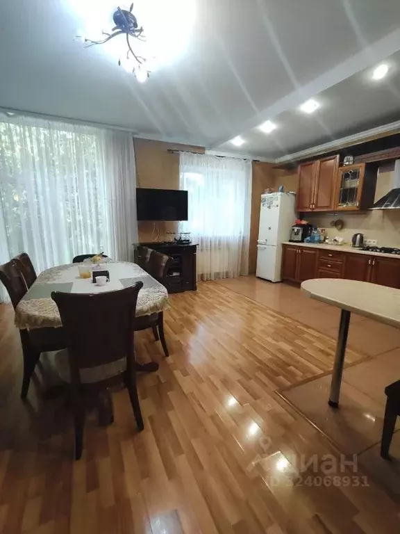 Коттедж в Оренбургская область, Орск пос. ОЗТП, пер. 2-й Национальный, ... - Фото 1