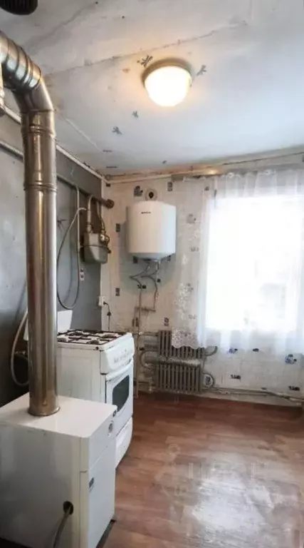 Дом в Курская область, Октябрьский район, Черницынский сельсовет, д. ... - Фото 1