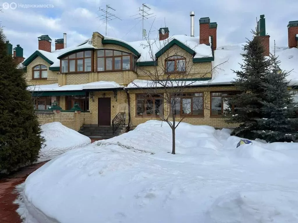 Дом в Тюмень, Барнаульская улица (190.5 м) - Фото 1