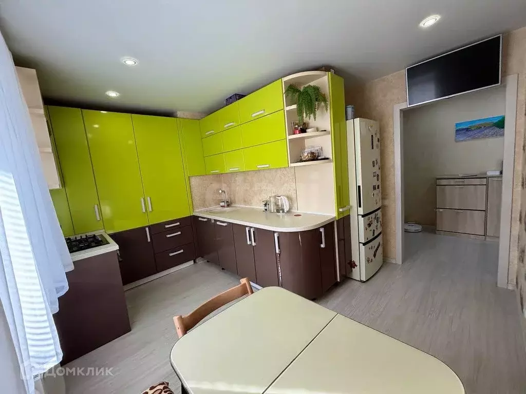 Продаётся 2-к квартира, 65 м - Фото 1