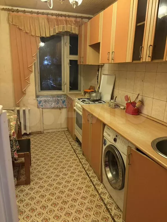 2-к. квартира, 55 м, 2/5 эт. - Фото 0
