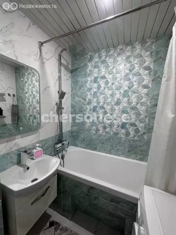 2-комнатная квартира: Севастополь, Качинское шоссе, 44 (54.83 м) - Фото 1