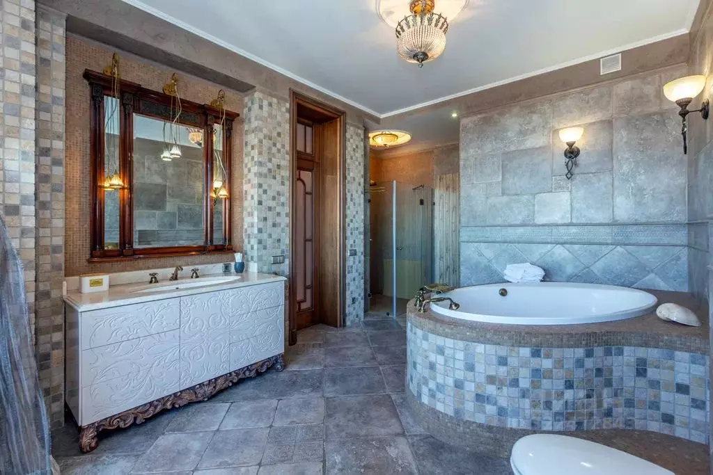 1-к кв. Тюменская область, Тюмень ул. Малыгина, 90 (90.0 м) - Фото 2