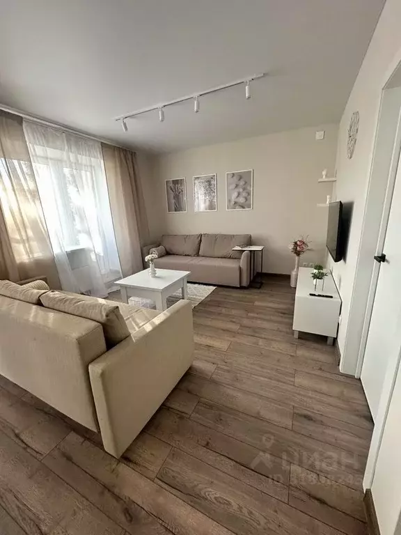 2-к кв. Татарстан, Казань ул. Каюма Насыри, 44 (60.0 м) - Фото 0