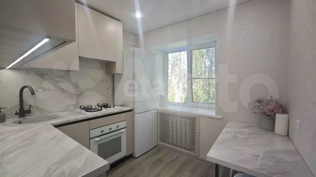 2-к. квартира, 42,1 м, 5/5 эт. - Фото 1