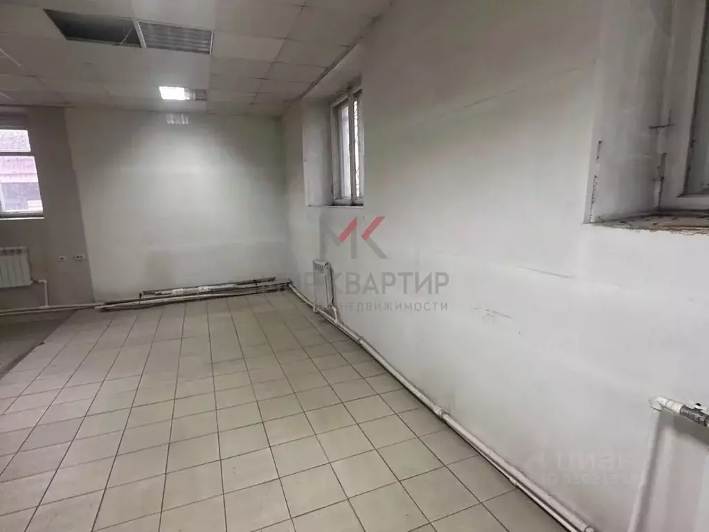 Помещение свободного назначения в Хакасия, Бейский район, с. Бея ул. ... - Фото 1