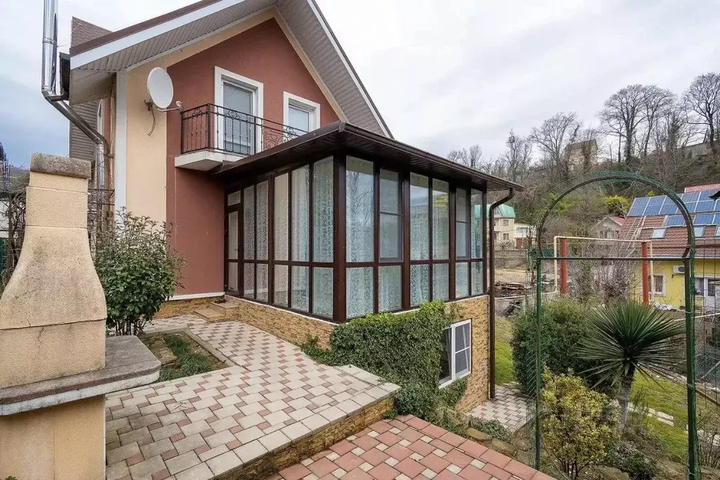 Дом в Краснодарский край, Сочи Центральный мкр,  (130 м) - Фото 1