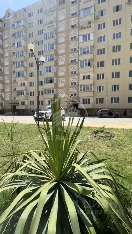 2-к кв. Дагестан, Каспийск ул. Зейнудина Батманова, 14А (92.0 м) - Фото 1