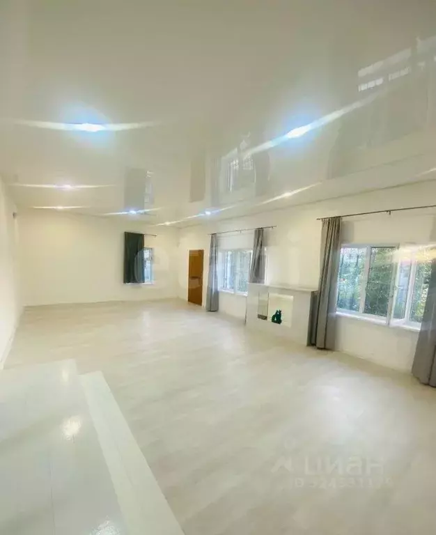 Таунхаус в Бурятия, Улан-Удэ 105-й мкр, 5/4 (234 м) - Фото 1