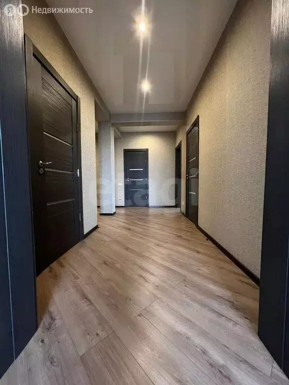 3-комнатная квартира: посёлок Металлплощадка, Парковая улица, 27 (107 ... - Фото 1